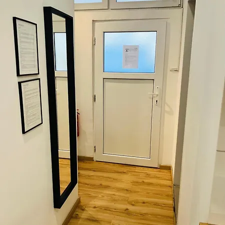 Apartment Central 10A 40Qm Wi-Fi Free Parking Calm Back House Dortmund Exterior photo