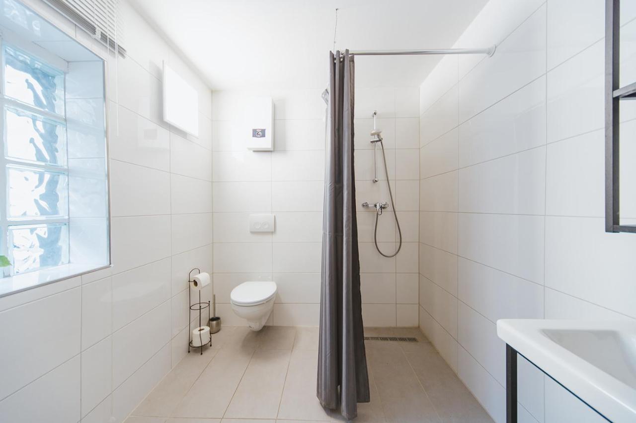 Apartment 10a 40qm Wi-fi Free Parking Calm Back House Dortmund