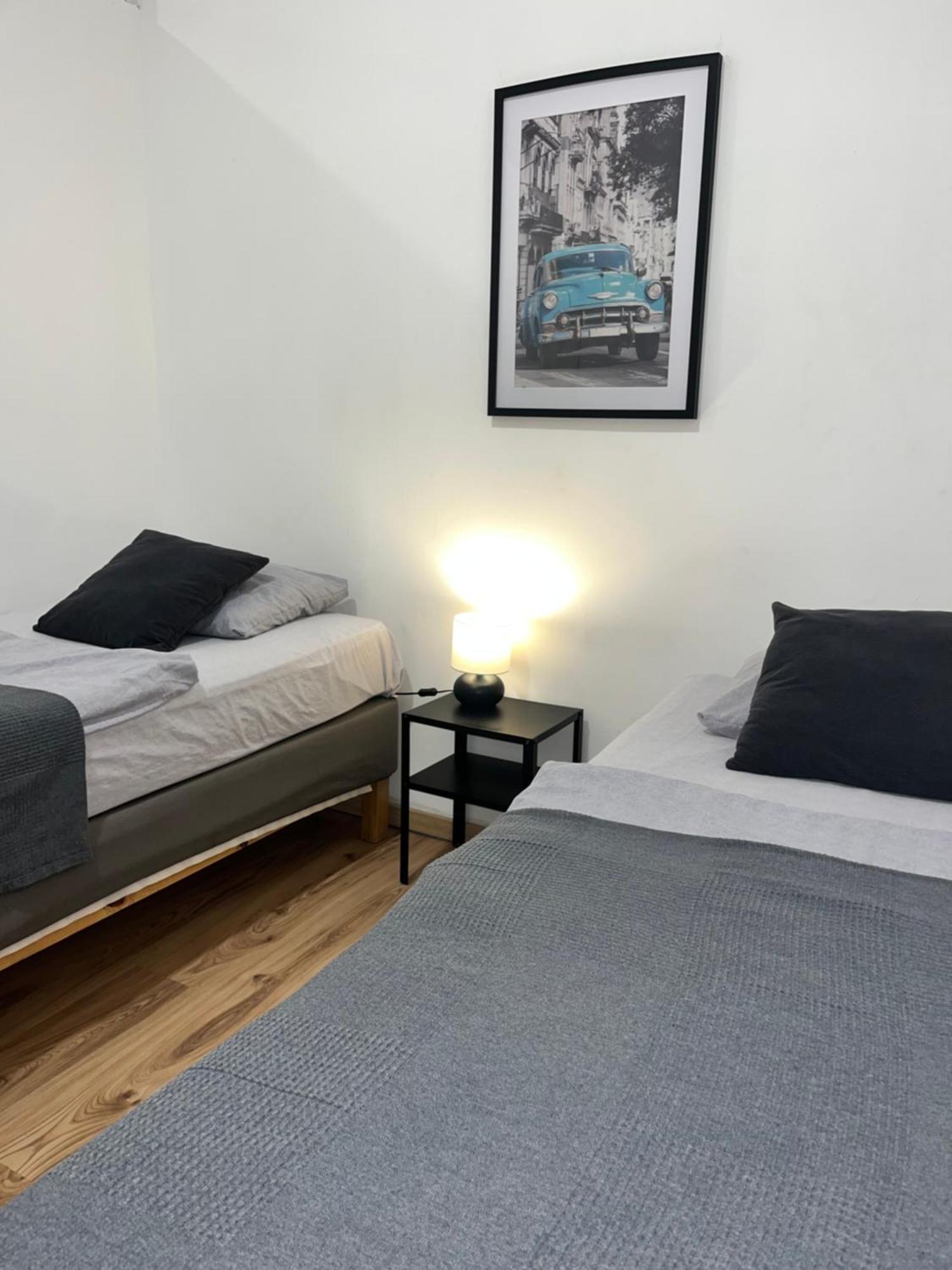 10a 40qm Wi-fi Free Parking Calm Back House