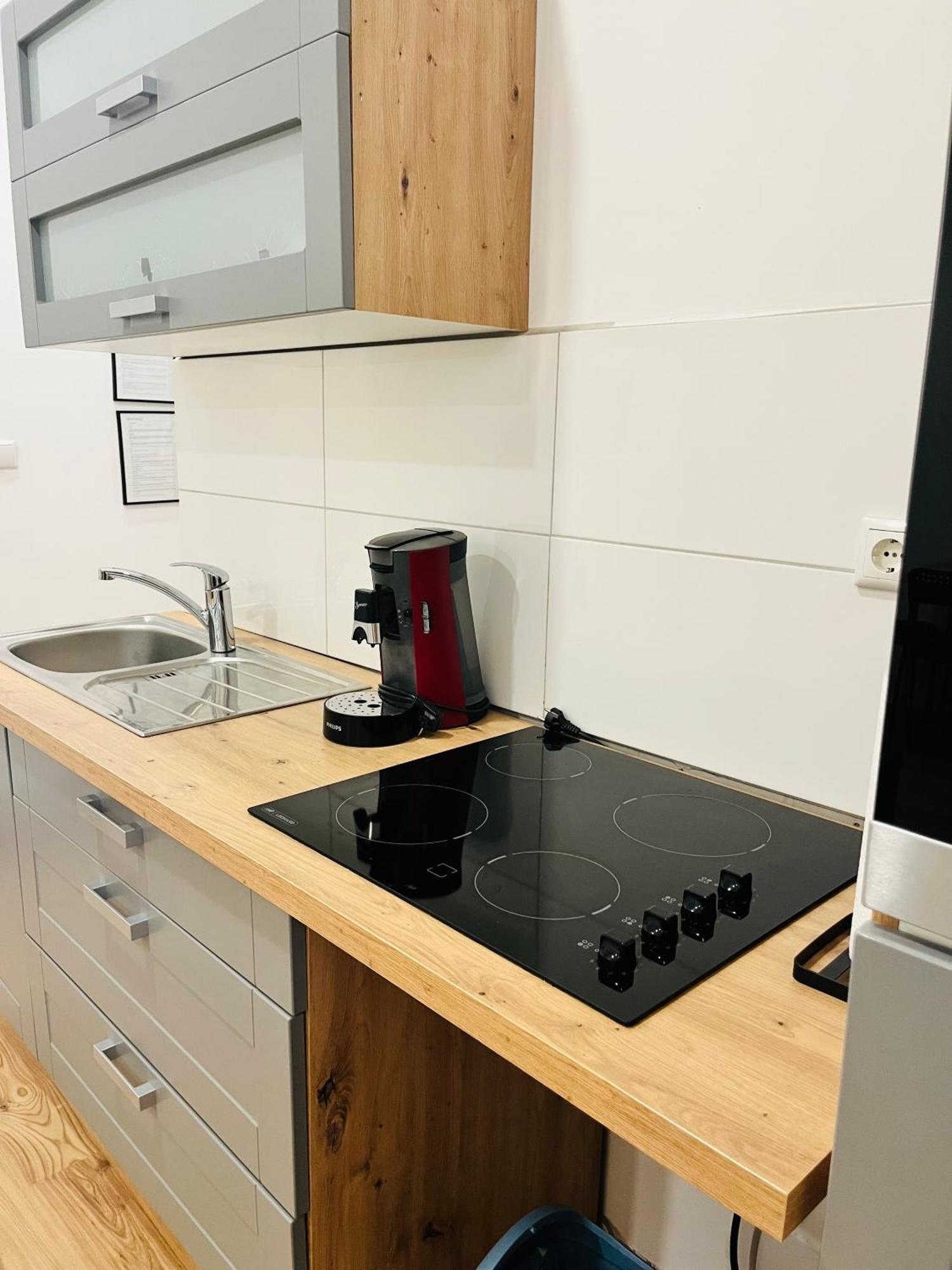 10a 40qm Wi-fi Free Parking Calm Back House