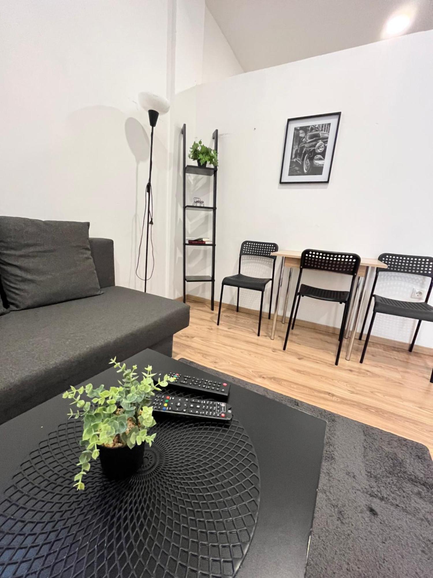 Apartment 10a 40qm Wi-fi Free Parking Calm Back House *